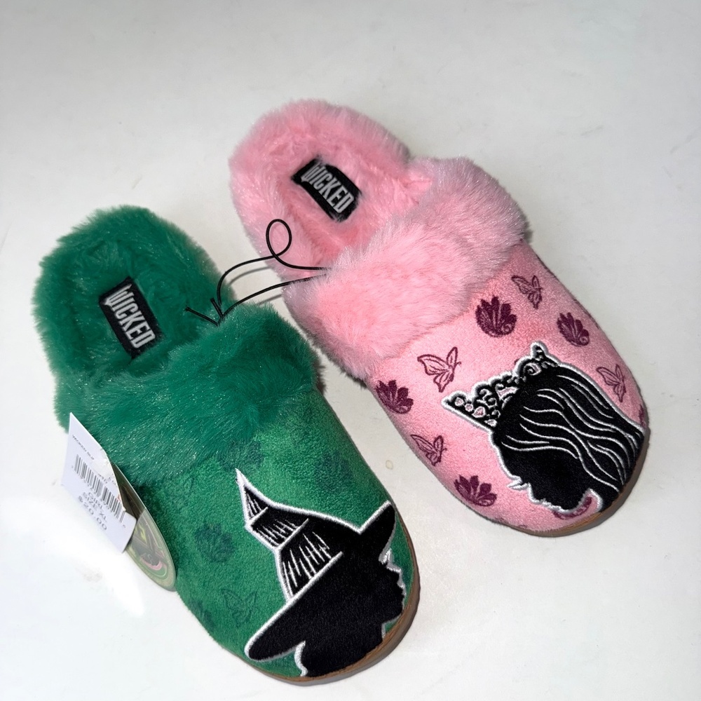 WICKED New $20 Girls XL Pink Green Slip On Fuzzy Faux Fur Slippers Box #79